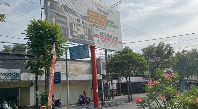 Papan Reklame di Jombang yang Bakal Dibongkar itu Izinnya Berakhir Sejak 2017