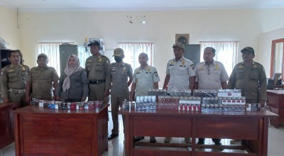 Satgas Temukan Puluhan Merek Rokok Ilegal di Sampang