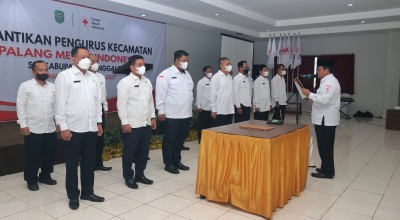 Bupati Trenggalek Mas Ipin Beri Pembekalan untuk Pengurus PMI Baru