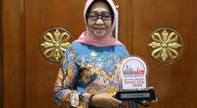 Pemkab Jombang Terima Penghargaan Indonesia Smart City 2022