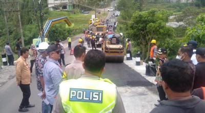 Akses Keluar Masuk Kota Batu yang Sempat Tertutup Longsor Bisa Dilalui Besok