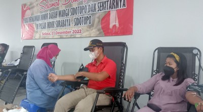 Pasar Induk Surabaya Sidotopo Jalankan Program Sosial: Donor Darah, Bagi Sembako
