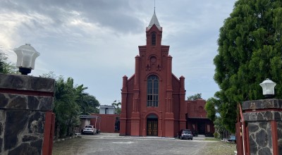 Gereja Merah, Landmark Kota Kediri Penyimpan Injil Kuno Berbahasa Belanda