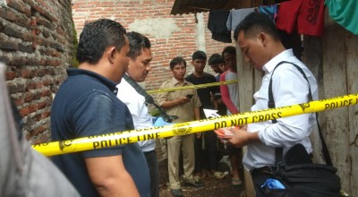 Mayat Bayi Perempuan Dalam Tas Kresek Gegerkan Warga Pasuruan
