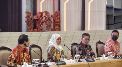 Khofifah Minta Pasukan IT Bank Jatim Diperkuat untuk Menangkan Pasar