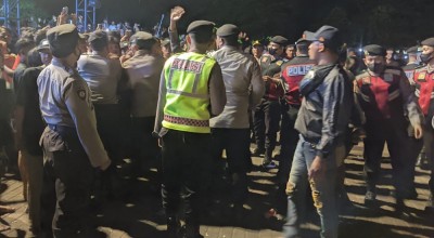 Pembukaan Porkab Ricuh saat Bupati Tuban Duet dengan Arda Naff