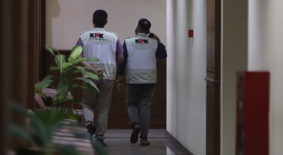Geledah Ruang Kerja Ketua DPRD Jatim dan Wakil, KPK Amankan Dokumen hingga Uang
