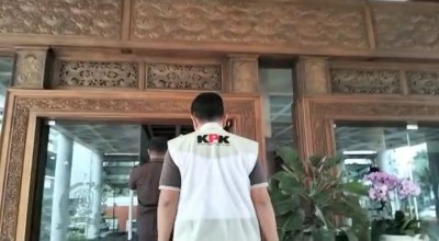 KPK Datangi Lagi Kantor DPRD Jatim, Periksa Ruang Fraksi PKB dan PDI Perjuangan