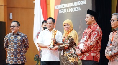Inovasi Samsat 4.0 dan Eko-Tren Jatim Sabet Penghargaan IGA Award Kemendagri