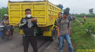 Warga Jombang Tewas di Kolong Truk