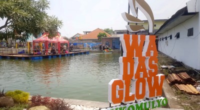 Wadas Glow, Destinasi Wisata Hasil Tangan Dingin Pemdes Sukomulyo Gresik