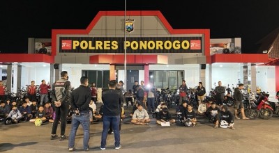 40 Pemilik Motor Dikumpulkan di Polres Ponorogo, Ada Apa Sih?