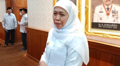 Jokowi Cabut PPKM, Khofifah Minta Warga Jatim Tetap Waspada