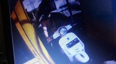 Awas! Pencuri Motor Gentayangan di Parkiran Mal Sidoarjo, Begini Modusnya