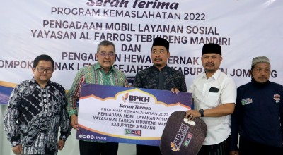 BPKH Gandeng LAZ Ummul Quro, Salurkan Mobil ke Ponpes di Tebuireng