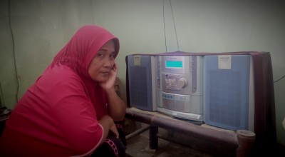 Harga STB Mahal, Warga Lamongan Migrasi ke Radio
