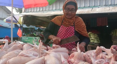 Jelang Nataru, Harga Sayur dan Ayam di Pasar Tulungagung Merangkak Naik