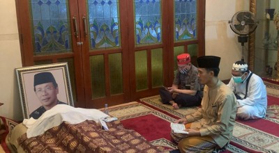Ichwan Sam, Sang Administrator dan Mentor Organisasi Ulung