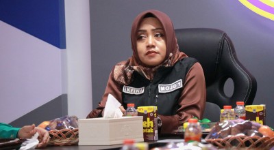Bupati Mojokerto Ikfina Fahmawati Dinobatkan Perempuan Tervokal 2022