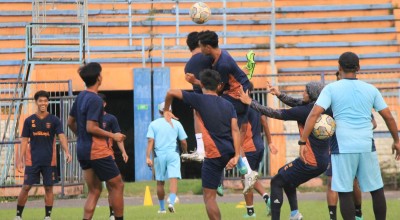 Terbang ke Samarinda, Persela Lamongan Uji Coba Kontra Borneo FC