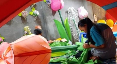Jelang Imlek Pesanan Lampion Meningkat