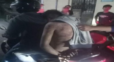 Banyak Orang Cangkruk Kok Nekat Nyolong Motor, Ya Nyonyor...