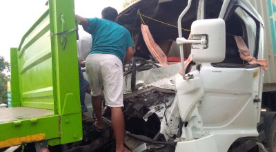 Laka Beruntun Libatkan 4 Truk, 1 Korban Dilarikan ke RSUD Jombang