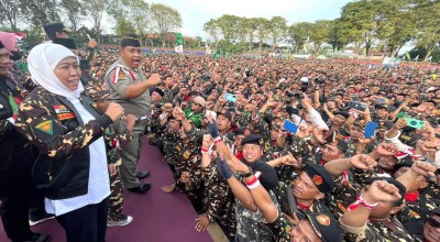 Pesan Khofifah untuk Ansor dan Banser: Jaga Kekuatan Pikir dan Zikir