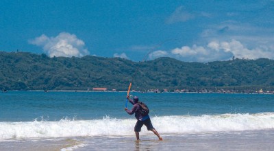 Duh... Terumbu Karang di Pantai Brumbun dan Gerangan Tulungagung Rusak