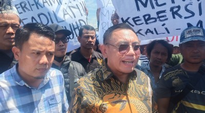 Komisi B Sidak Pasar Sepanjang, Pedagang dan Pemotong Unggas Berjanji Begini