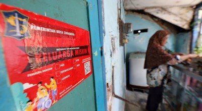 DPRD Surabaya Minta Kebijakan Stiker Keluarga Miskin Ditinjau Ulang