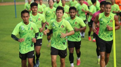 Duduk Perkara Penundaan Laga Persik Kediri Vs Persita Tangerang