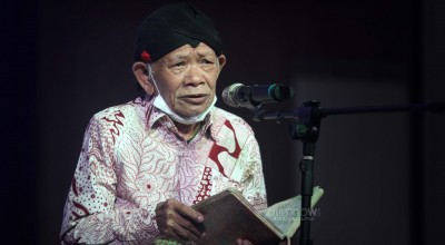 FOTO: Mbah Mat Kauli, Maestro Macapat Asal Gresik