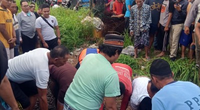 Pelajar di Pasuruan Tewas Tersambar Kereta Api Usai Bantu Ibu Tutup Toko