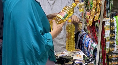 Sebut Pasokan Berkurang, Pedagang Pasar Legi Ponorogo Jual Minyakita di Atas HET