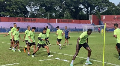 Divaldo Alves Janji Persik Kediri Beri Kejutan Lawan MU, Apa Itu?