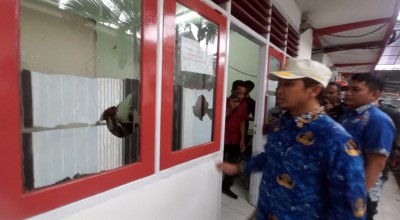 Perusak Kantor Pasar Poncol Kota Pasuruan Dipolisikan, Kadisperindag Diperiksa