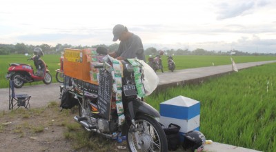 Suguhkan Secangkir Kopi untuk Pecinta Senja, Pemuda Tulungagung Ini Raup Cuan