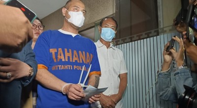 Tersangka KDRT Ferry Irawan Resmi Ditahan di Polda Jatim