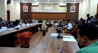 Warga Tulungagung Wadul ke DPRD Buntut Rusaknya Jalan Akibat Aktivitas Tambang
