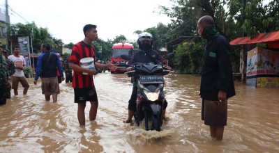Sungai Sekayu Meluap, Satlantas Polres Ponorogo Rekayasa Lalu Lintas