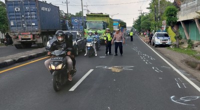 Gadis di Sidoarjo Tewas Tertabrak Bus Harapan Jaya