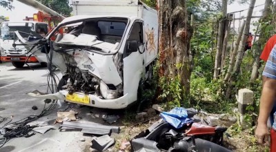 Kecelakaan Beruntun, Pelajar Tewas, Tertimpa Atap Runtuh