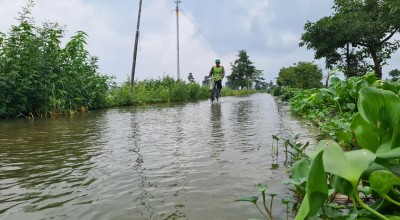 Sepekan Diguyur Hujan, Jalan Poros Kecamatan di Lamongan Terendam Banjir
