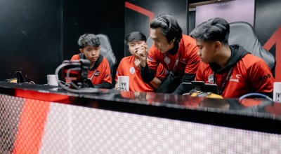 Sosok Coach Salman Bawa Ses Alfaink Juara Snapdragon Pro Series ESL Asia Pasific