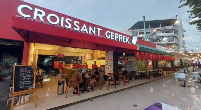 Tempat Nongkrong Baru di Kawasan WTC Surabaya Farovit Kaum Milenial, Cobain Yuk!