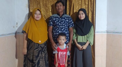 Tukang Becak Tambal Jalan di Lamongan, Kesepian sejak Istri Meninggal Dunia