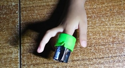 Tangan Balita di Gresik Terjepit Cetakan Kue, Damkarla Turun Tangan