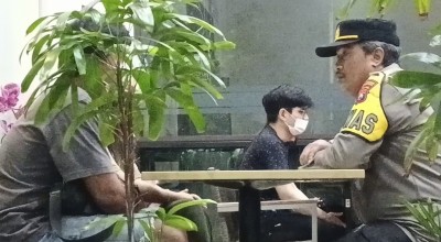 Dikira Tante Penyewa Kamar Ternyata PSK Online, Mengendap-endap Kabur dari Razia