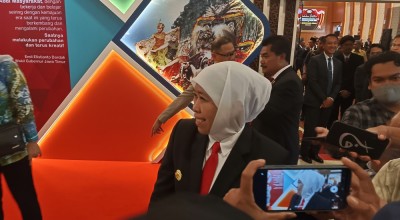 Ditanya soal Jamuan Prabowo, Khofifah: Wis, Suwun..suwun...